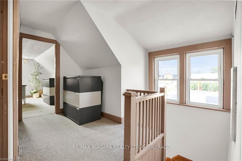 Photo 29 of 145 Welland Avenue, St. Catharines, Downtown — HOMEH