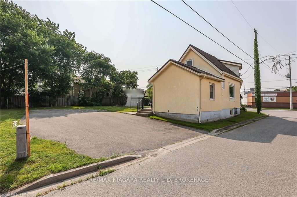 Photo 34 of 145 Welland Avenue, St. Catharines, Downtown — HOMEH