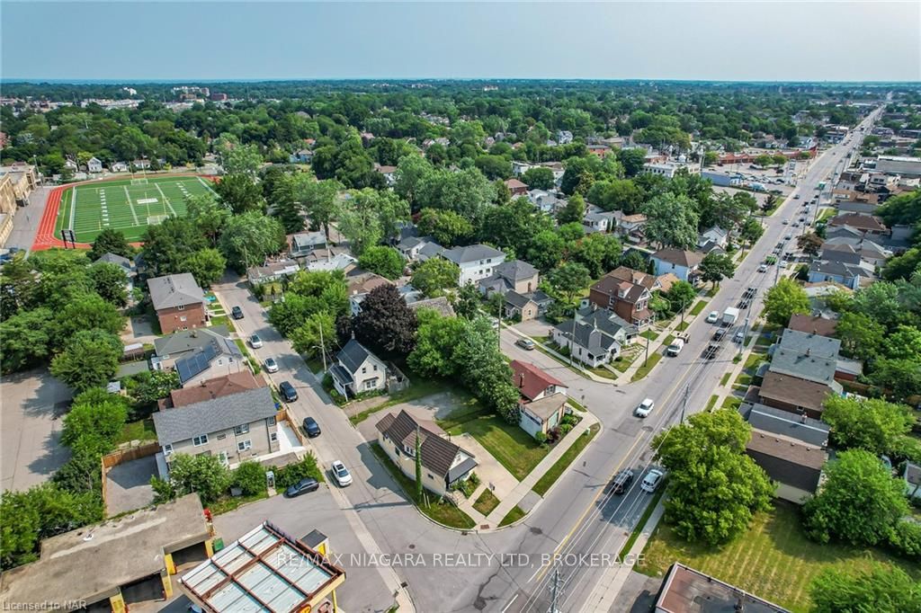 Photo 35 of 145 Welland Avenue, St. Catharines, Downtown — HOMEH