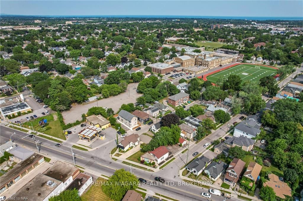 Photo 36 of 145 Welland Avenue, St. Catharines, Downtown — HOMEH