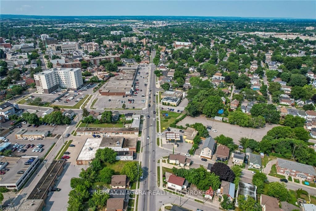Photo 37 of 145 Welland Avenue, St. Catharines, Downtown — HOMEH