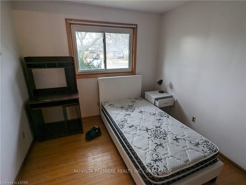 Photo 15 of 261 First Avenue, St. Thomas — HOMEH