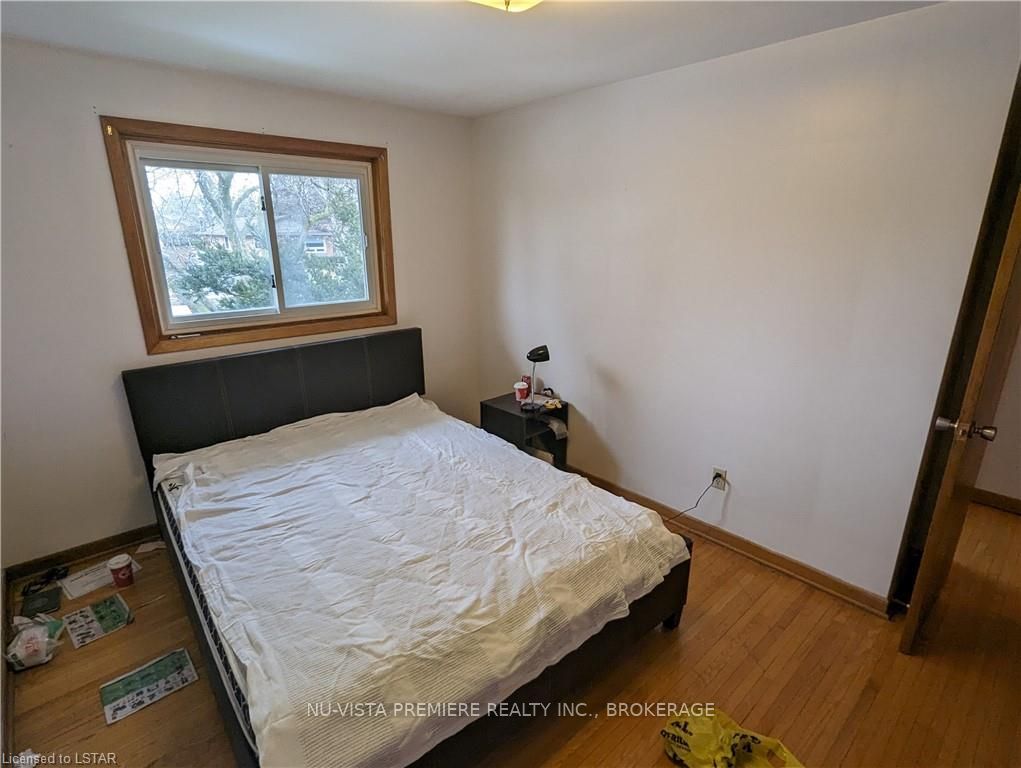 Photo 17 of 261 First Avenue, St. Thomas — HOMEH