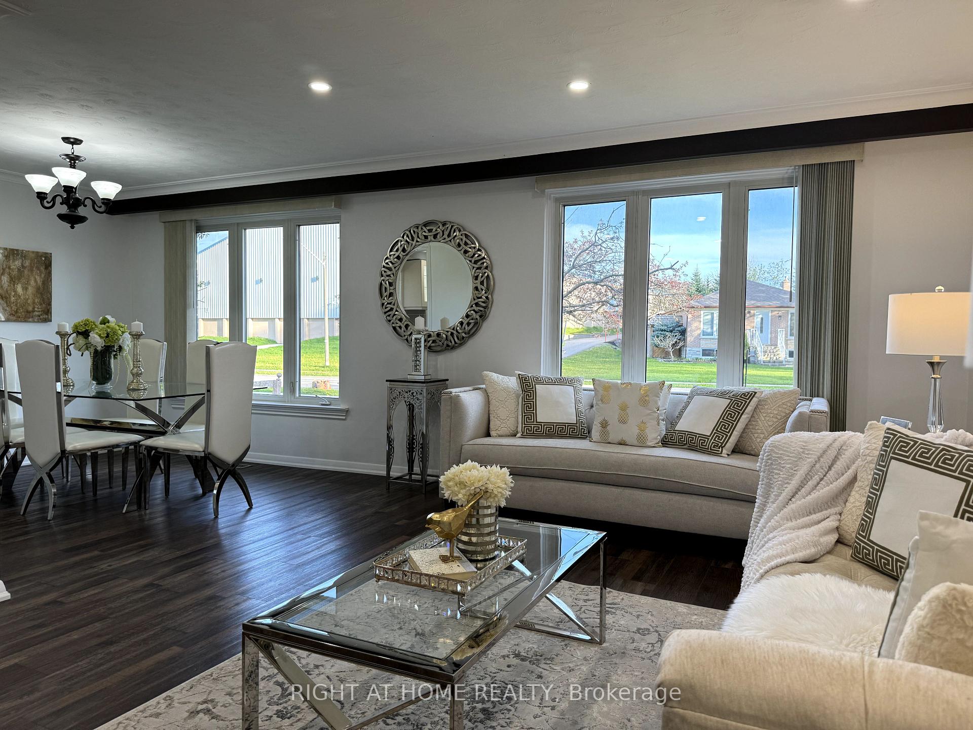 Photo 2 of 4 Aurora Heights Drive, Aurora, Aurora Heights — HOMEH