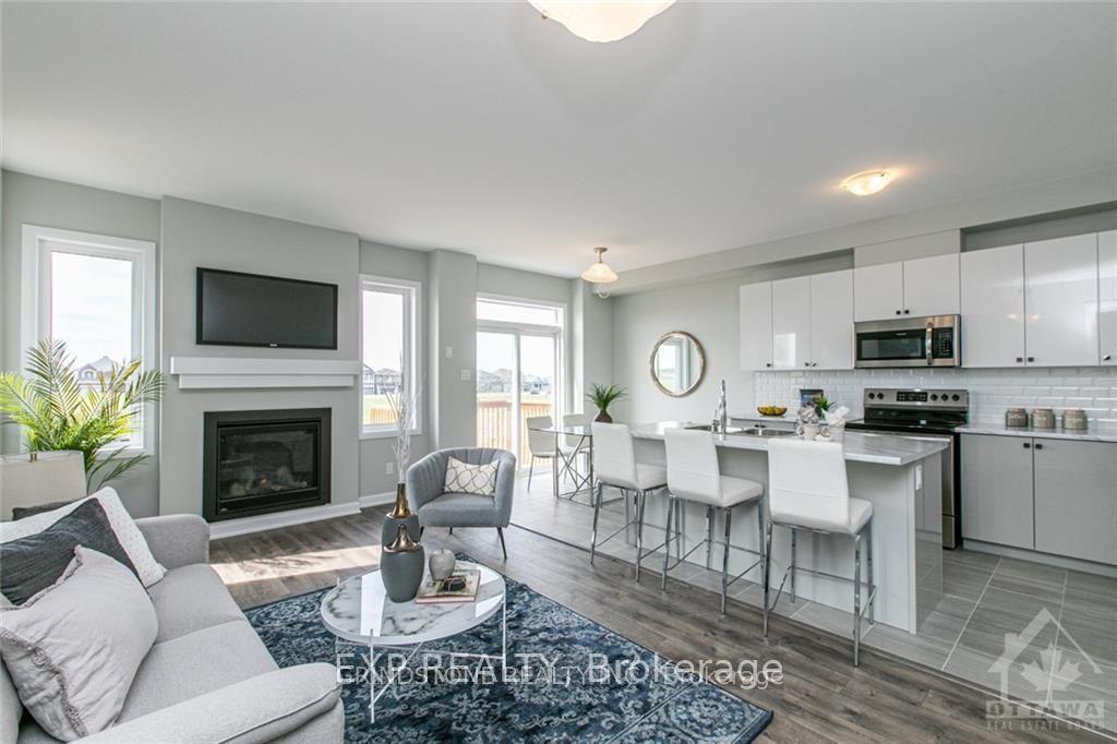 Photo 7 of 115 Teelin Circle, Ottawa, Barrhaven - Half Moon Bay — HOMEH