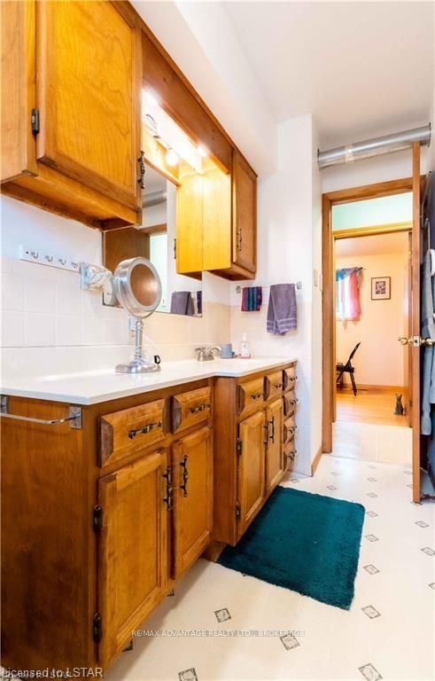 Photo 16 of 244 Alma Street, St. Thomas — HOMEH