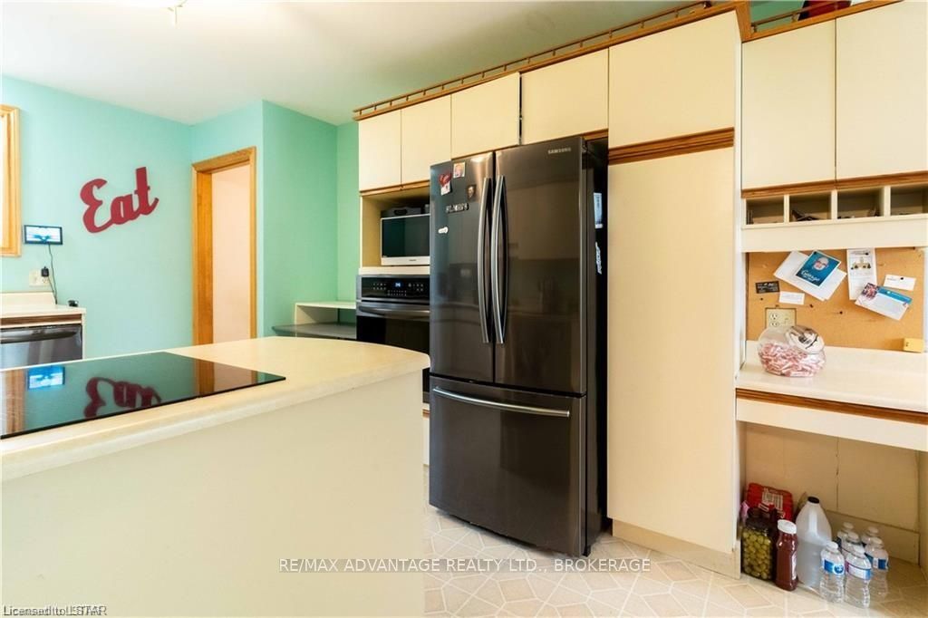 Photo 18 of 244 Alma Street, St. Thomas — HOMEH