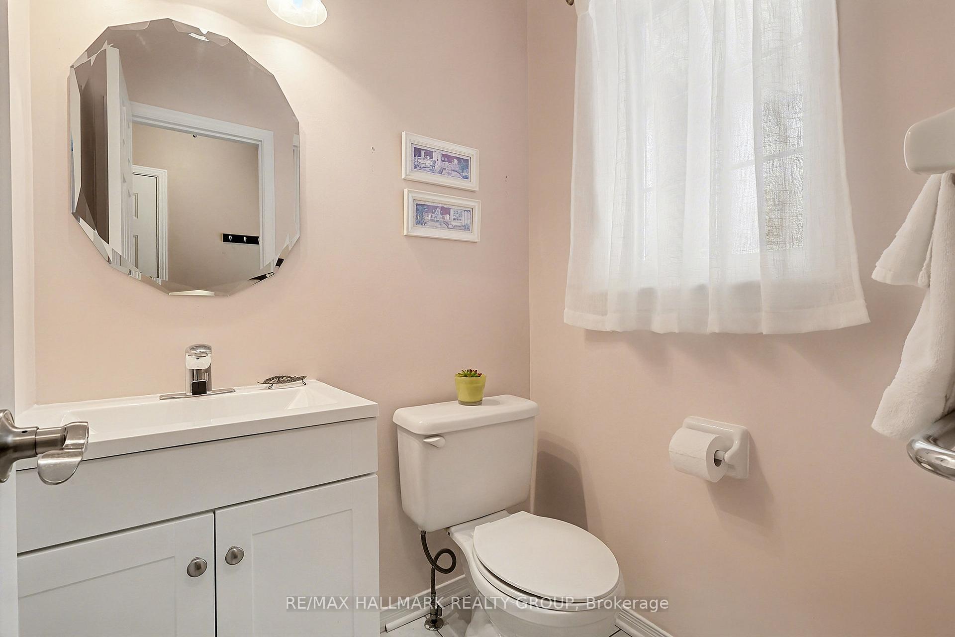 Photo 6 of 1690 Jobin Crescent, Ottawa, Carson Grove — HOMEH