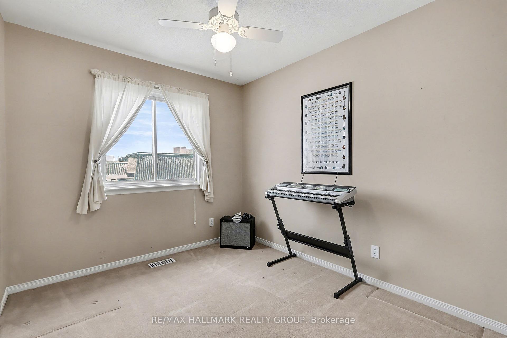 Photo 15 of 1690 Jobin Crescent, Ottawa, Carson Grove — HOMEH