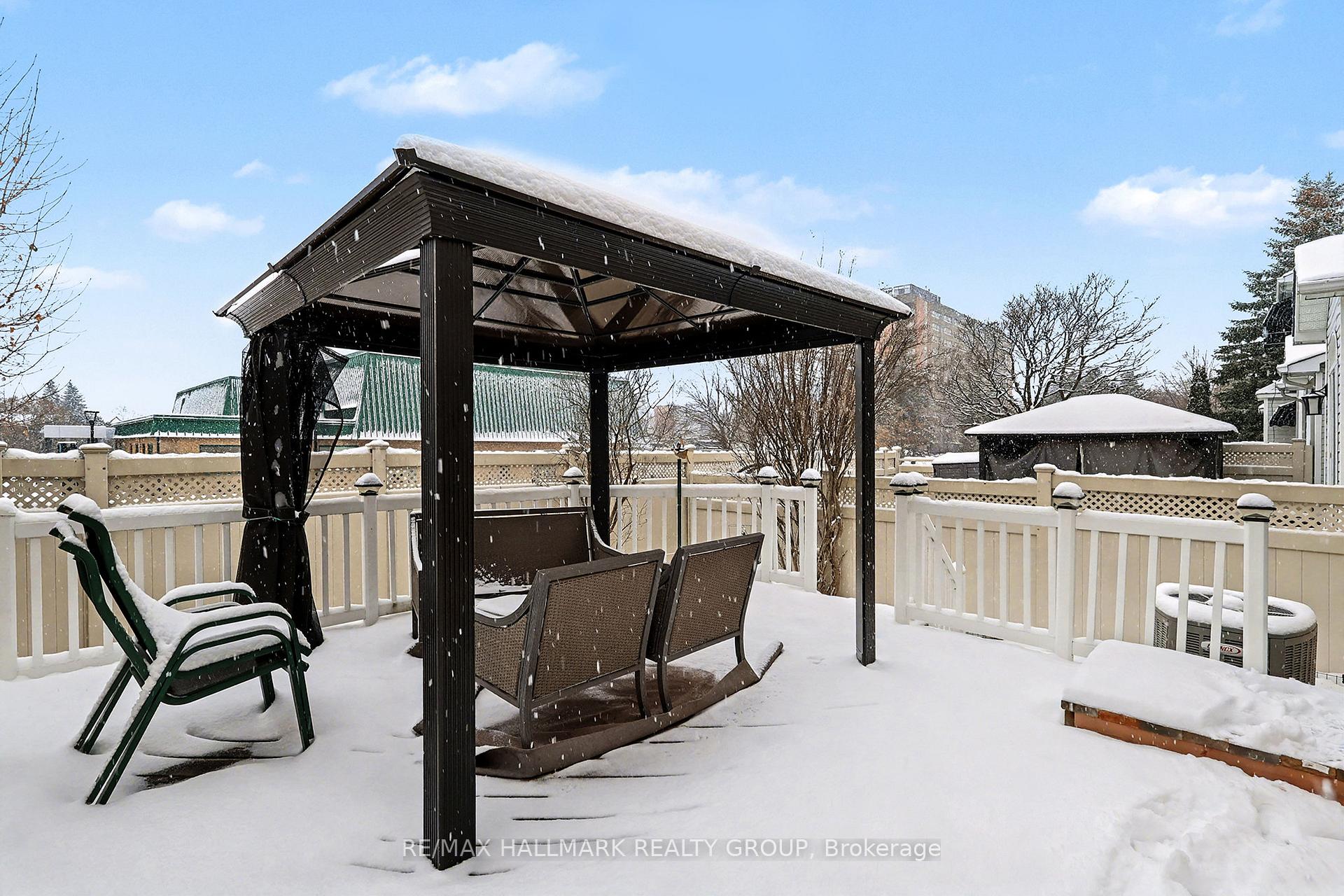 Photo 17 of 1690 Jobin Crescent, Ottawa, Carson Grove — HOMEH