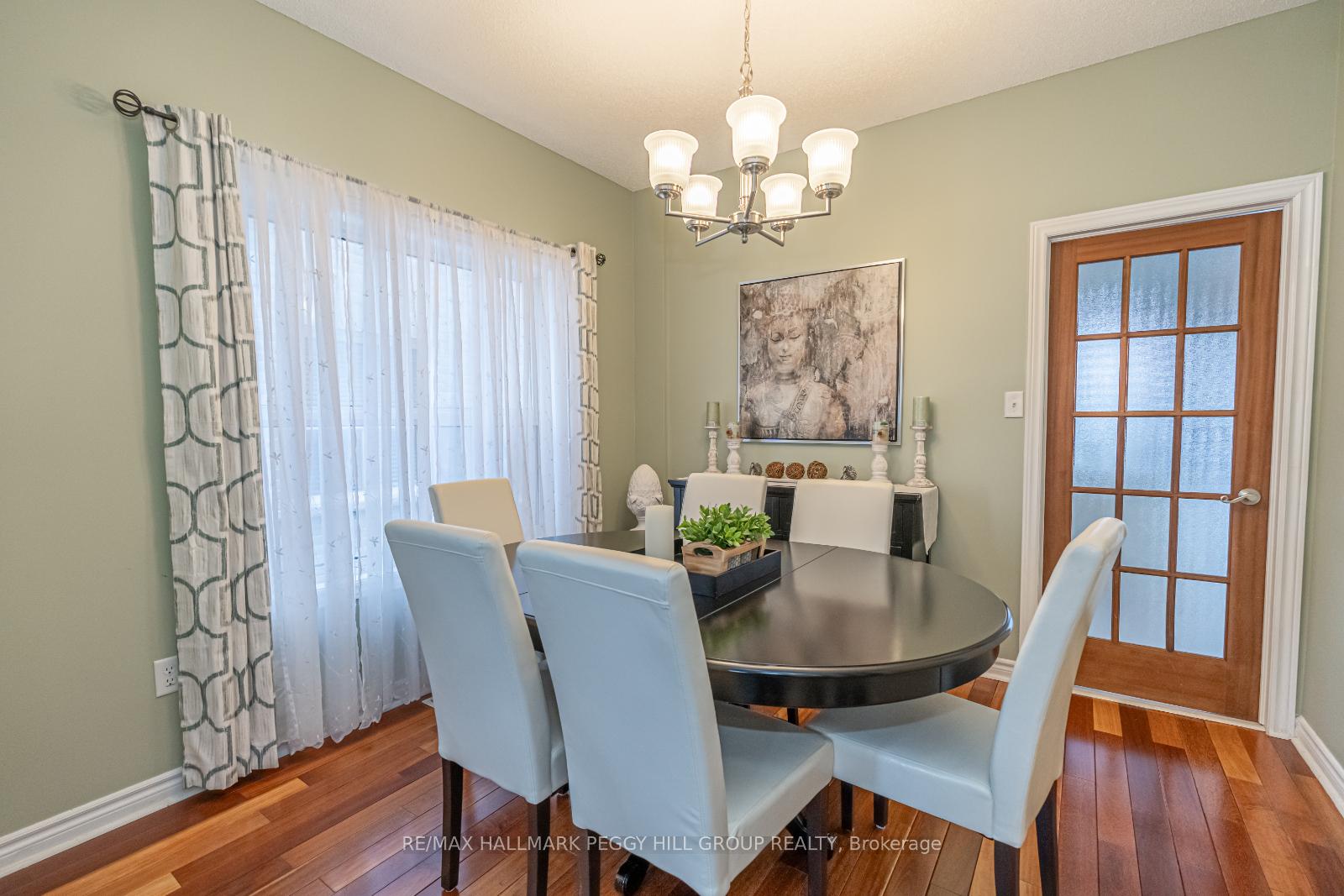 Photo 9 of 25 Serena Lane, Barrie, Painswick South — HOMEH