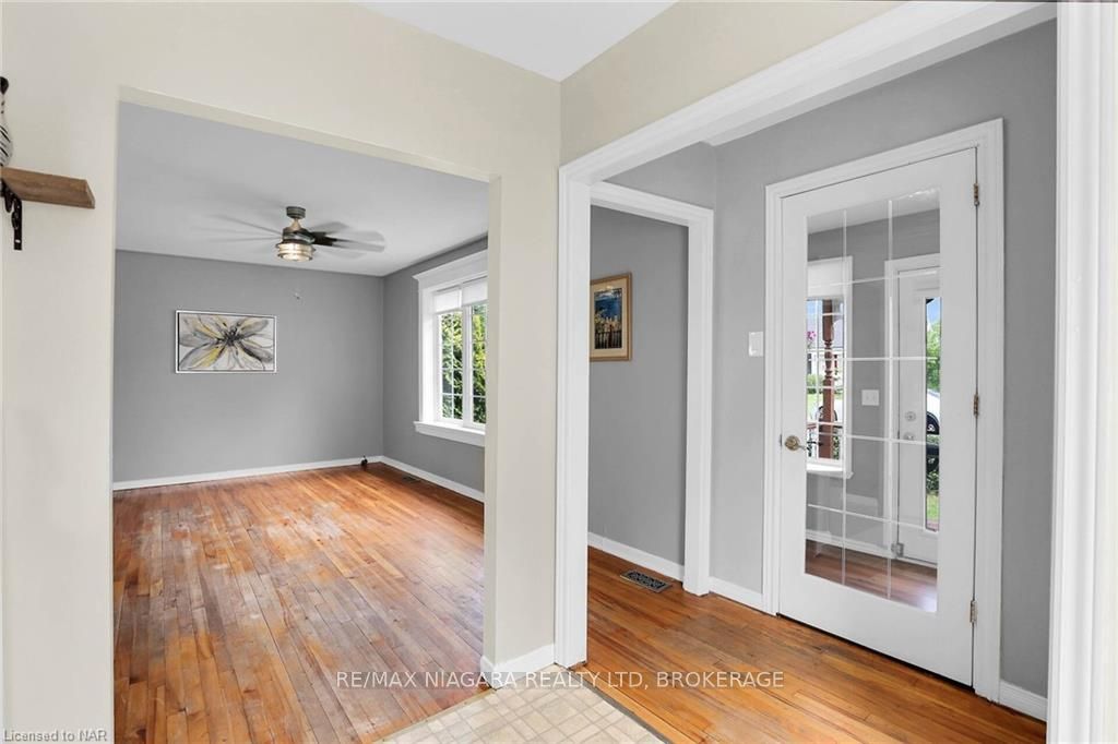 Photo 10 of 6 Ingram Place, St. Catharines, Oakdale — HOMEH