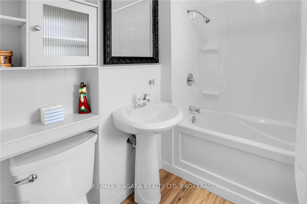 Photo 16 of 6 Ingram Place, St. Catharines, Oakdale — HOMEH