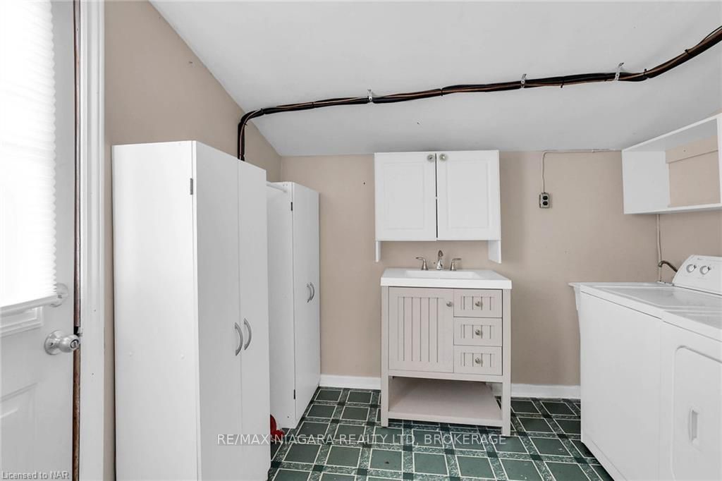 Photo 17 of 6 Ingram Place, St. Catharines, Oakdale — HOMEH