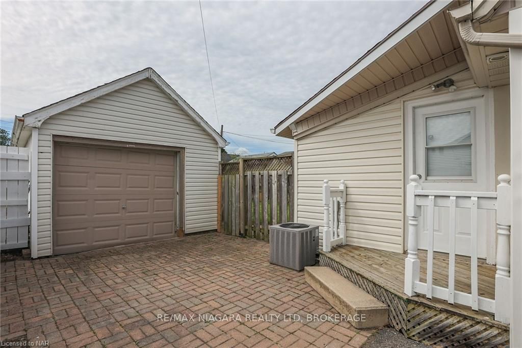 Photo 25 of 6 Ingram Place, St. Catharines, Oakdale — HOMEH