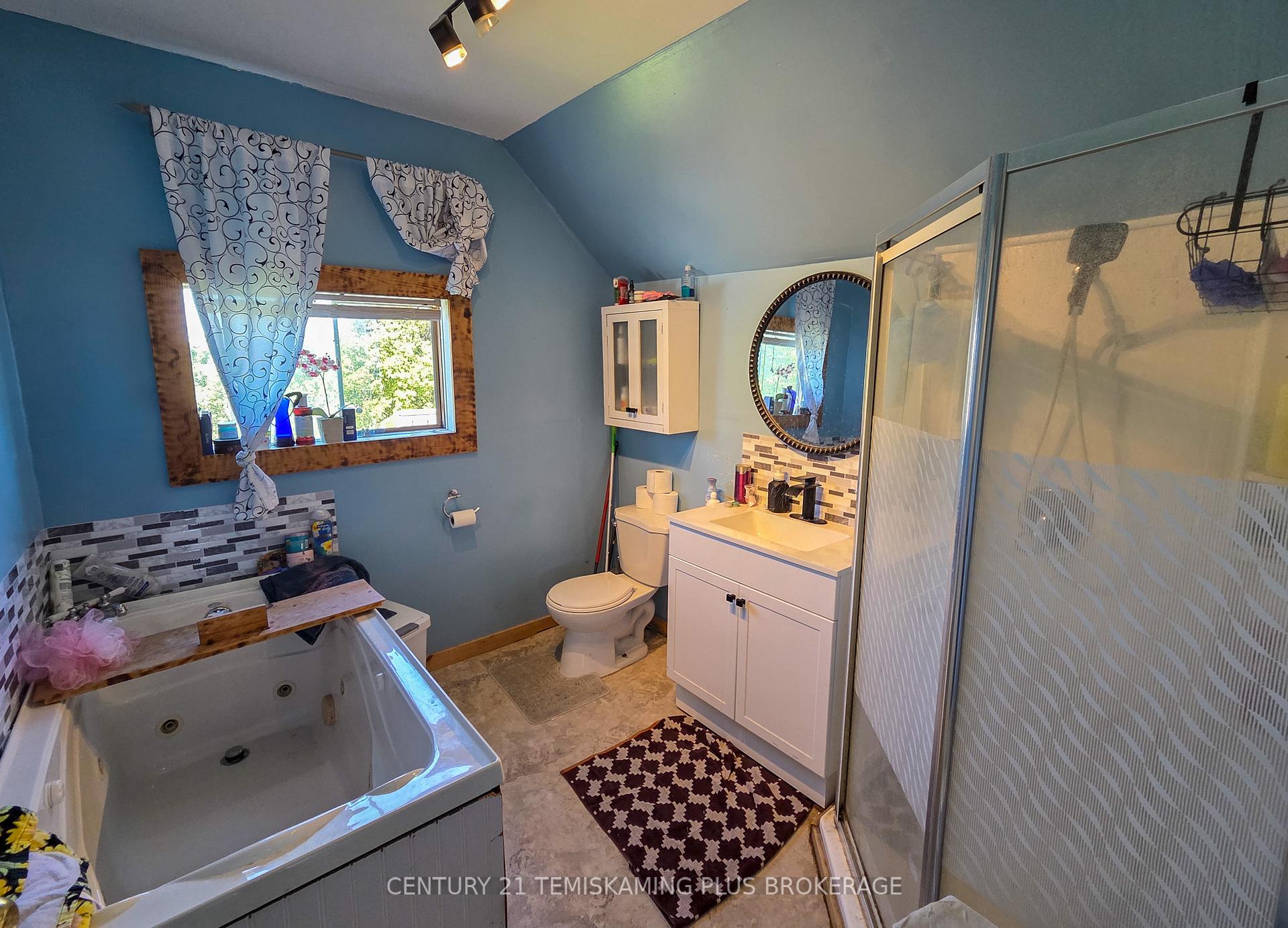 Photo 20 of 45 6th Avenue, Englehart — HOMEH