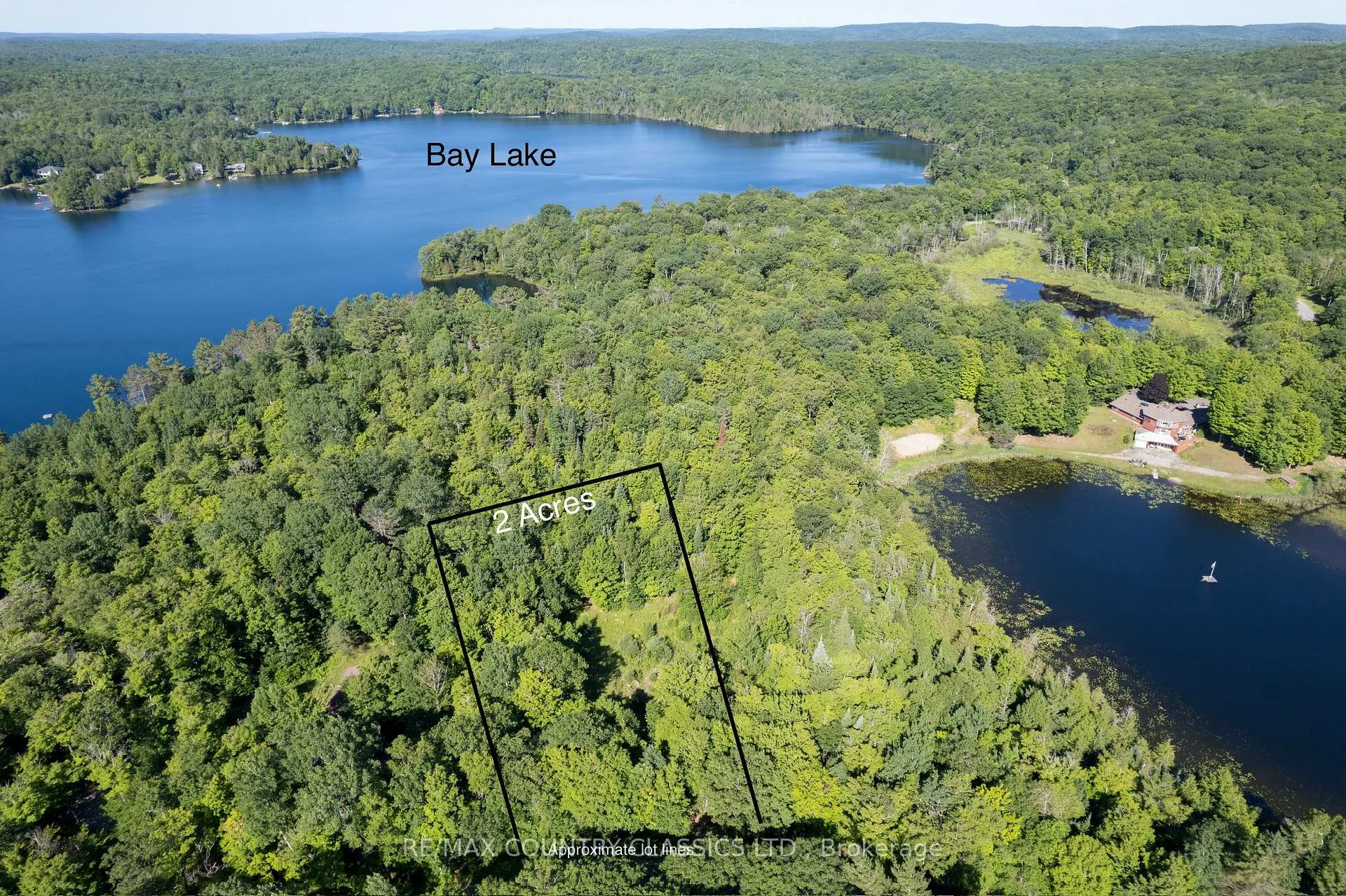 Front of 1805 Bay Lake Road