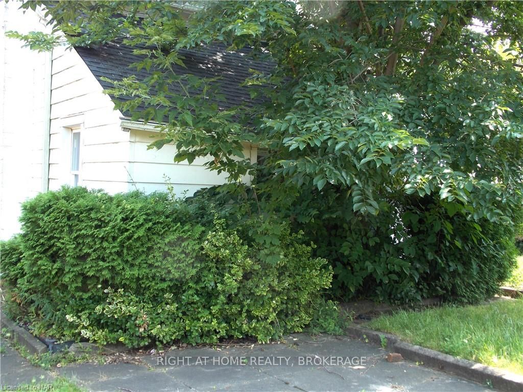 Photo 22 of 5 Tasker Street, St. Catharines, E. Chester — HOMEH
