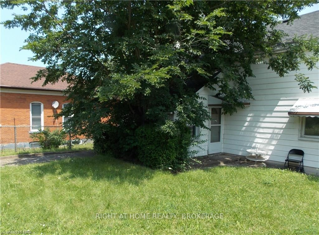 Photo 24 of 5 Tasker Street, St. Catharines, E. Chester — HOMEH