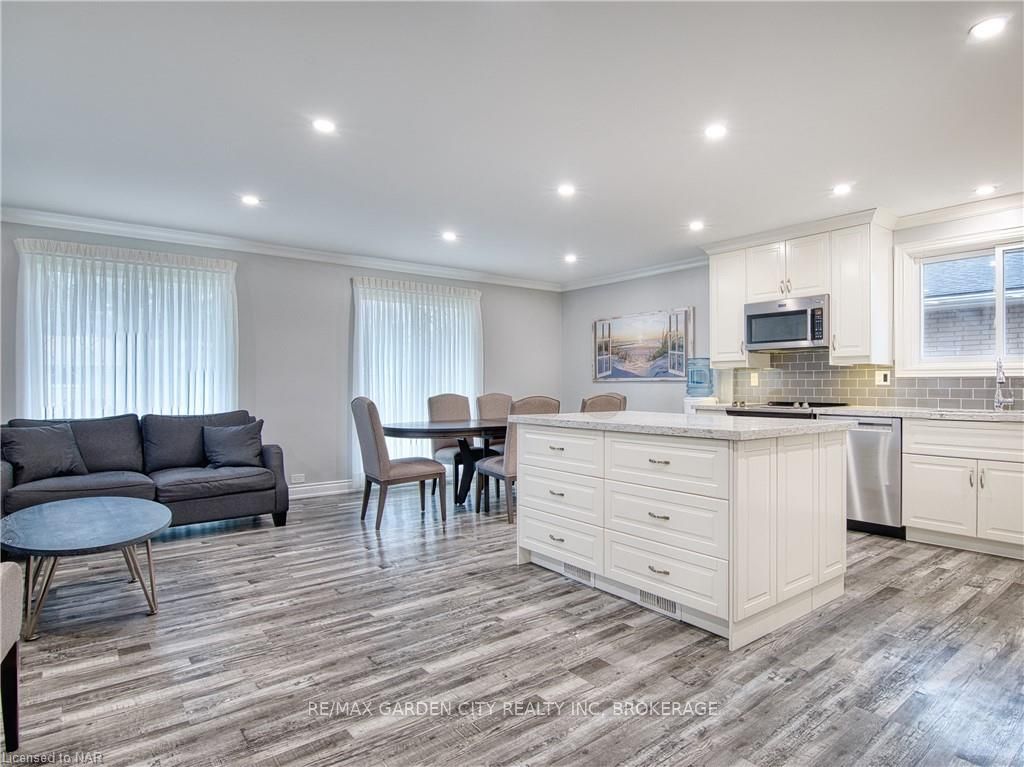 Photo 7 of 4 King'S Grant Road, St. Catharines, Lakeshore — HOMEH