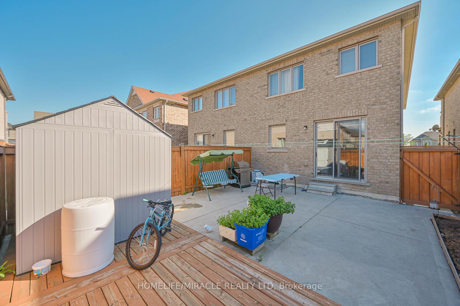 Photo 22 of 49 Lesabre Crescent, Brampton, Bram East — HOMEH