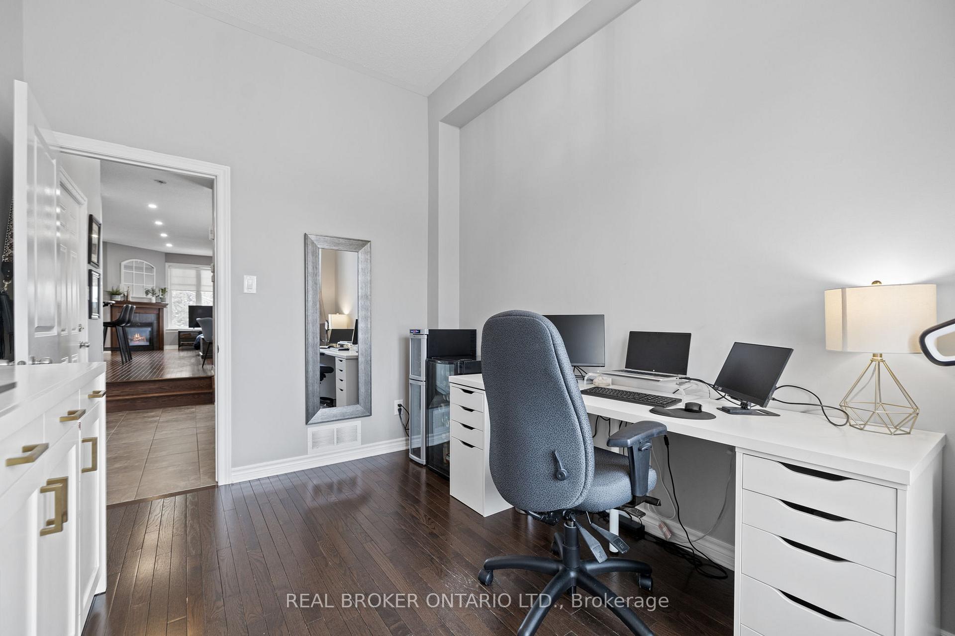 Photo 12 of 118 Mojave Crescent, Ottawa, Stittsville (North) — HOMEH