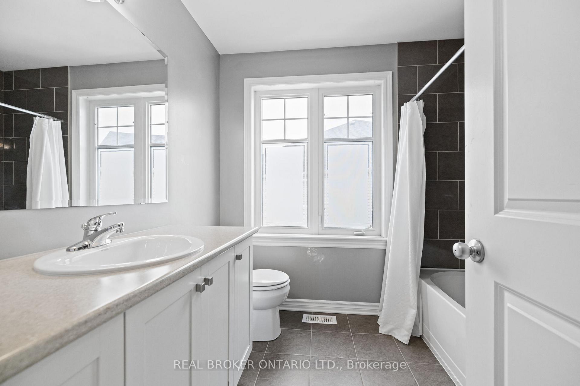 Photo 14 of 118 Mojave Crescent, Ottawa, Stittsville (North) — HOMEH