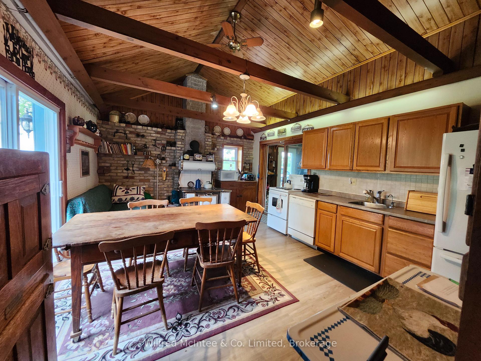 Photo 3 of 40065 School Road, Morris Turnberry, Morris — HOMEH