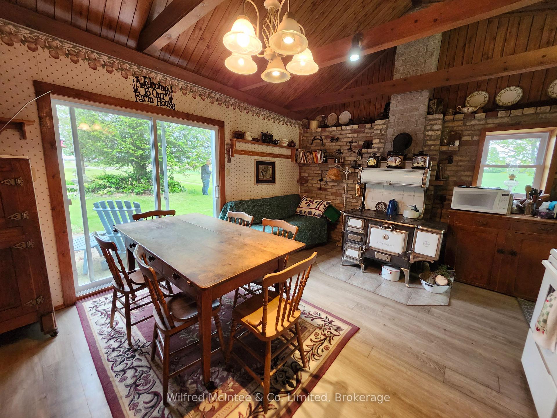 Photo 5 of 40065 School Road, Morris Turnberry, Morris — HOMEH