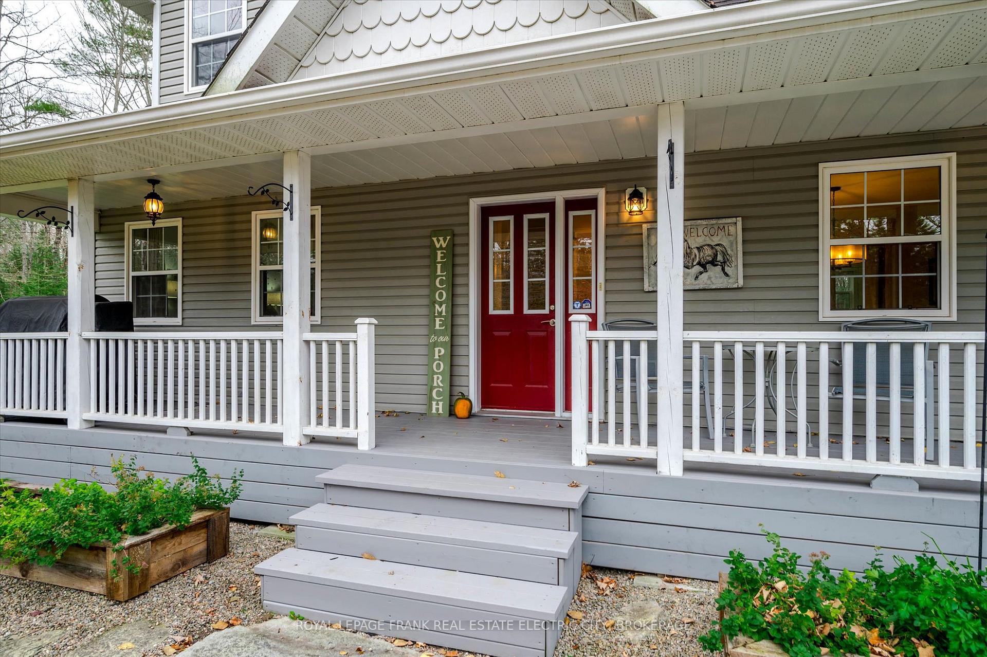 Photo 5 of 813 Centre Dummer Road, Douro-Dummer — HOMEH