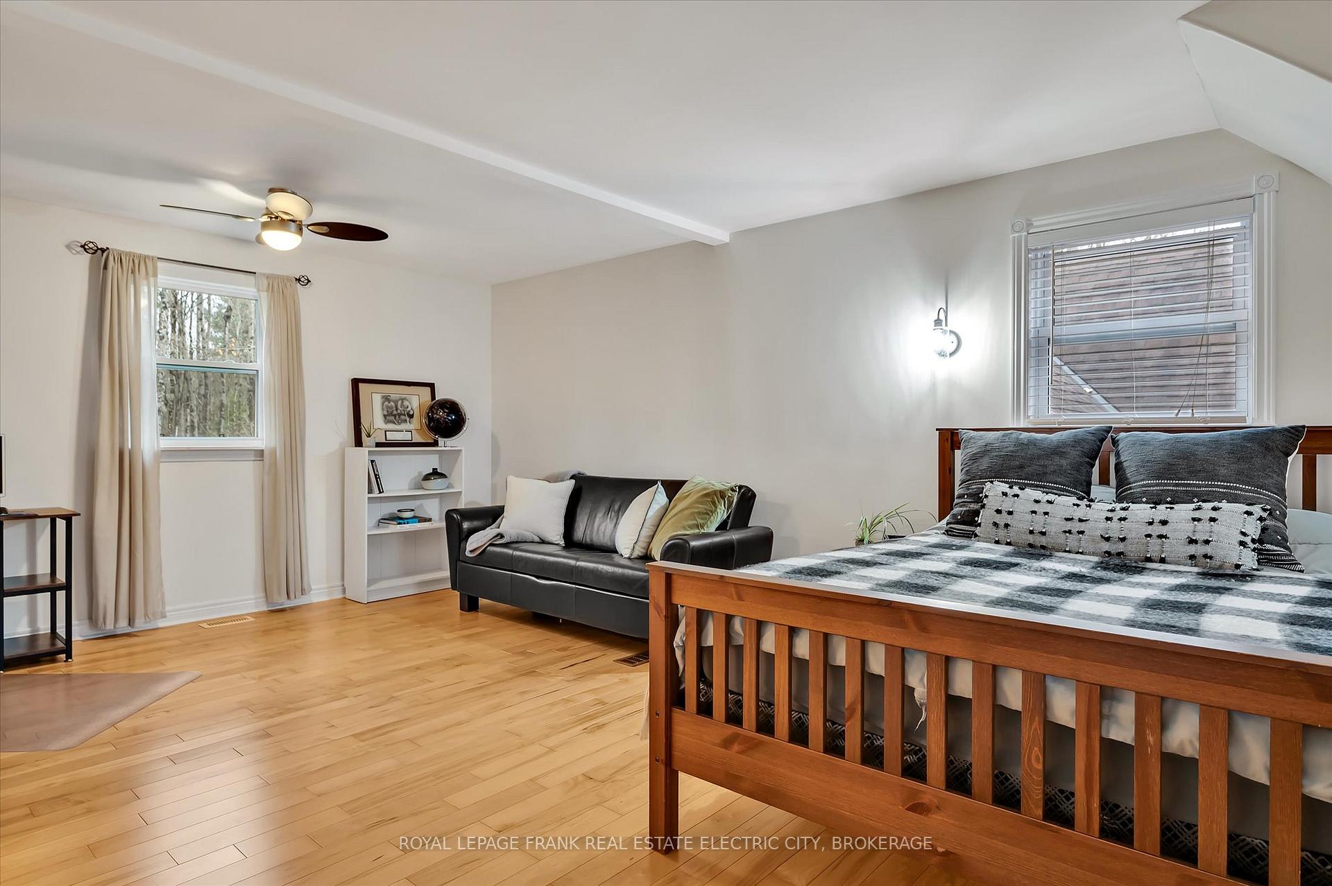 Photo 30 of 813 Centre Dummer Road, Douro-Dummer — HOMEH