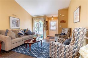 Photo 3 of 399 Glendale Avenue, St. Catharines, Secord Woods — HOMEH