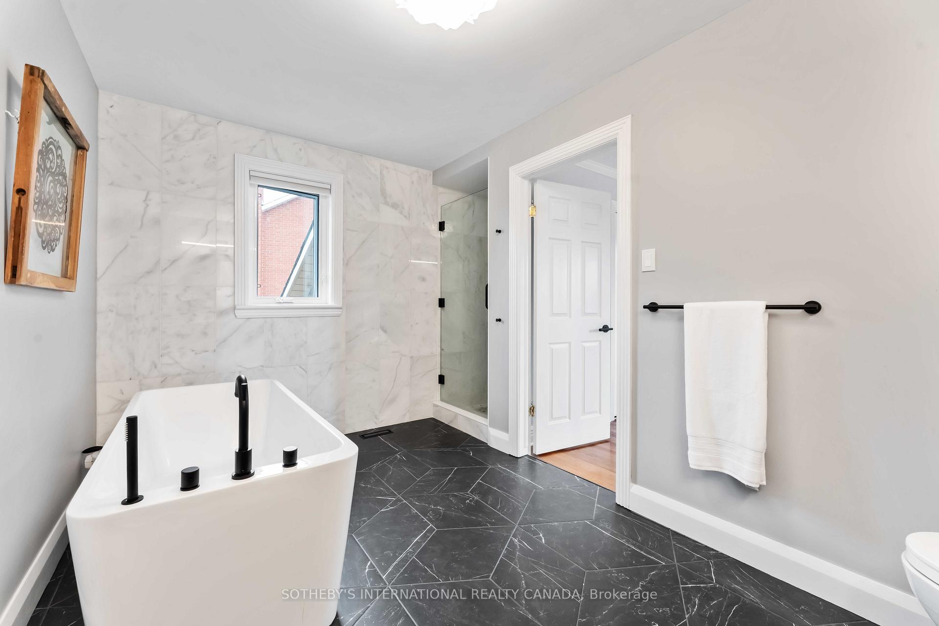 Photo 26 of 19 Campfield Court, Ottawa, Pineglen/Country Place — HOMEH