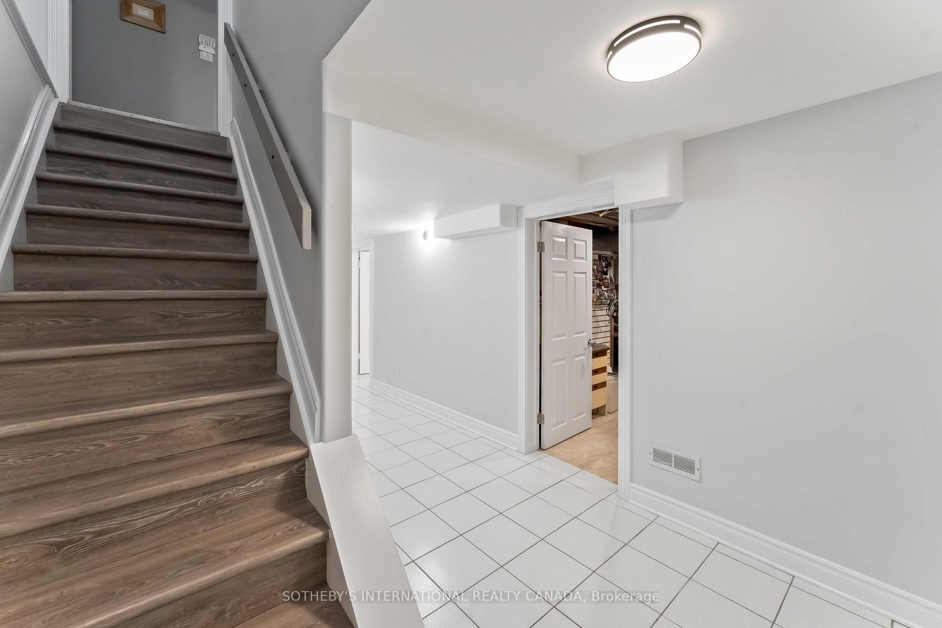 Photo 30 of 19 Campfield Court, Ottawa, Pineglen/Country Place — HOMEH