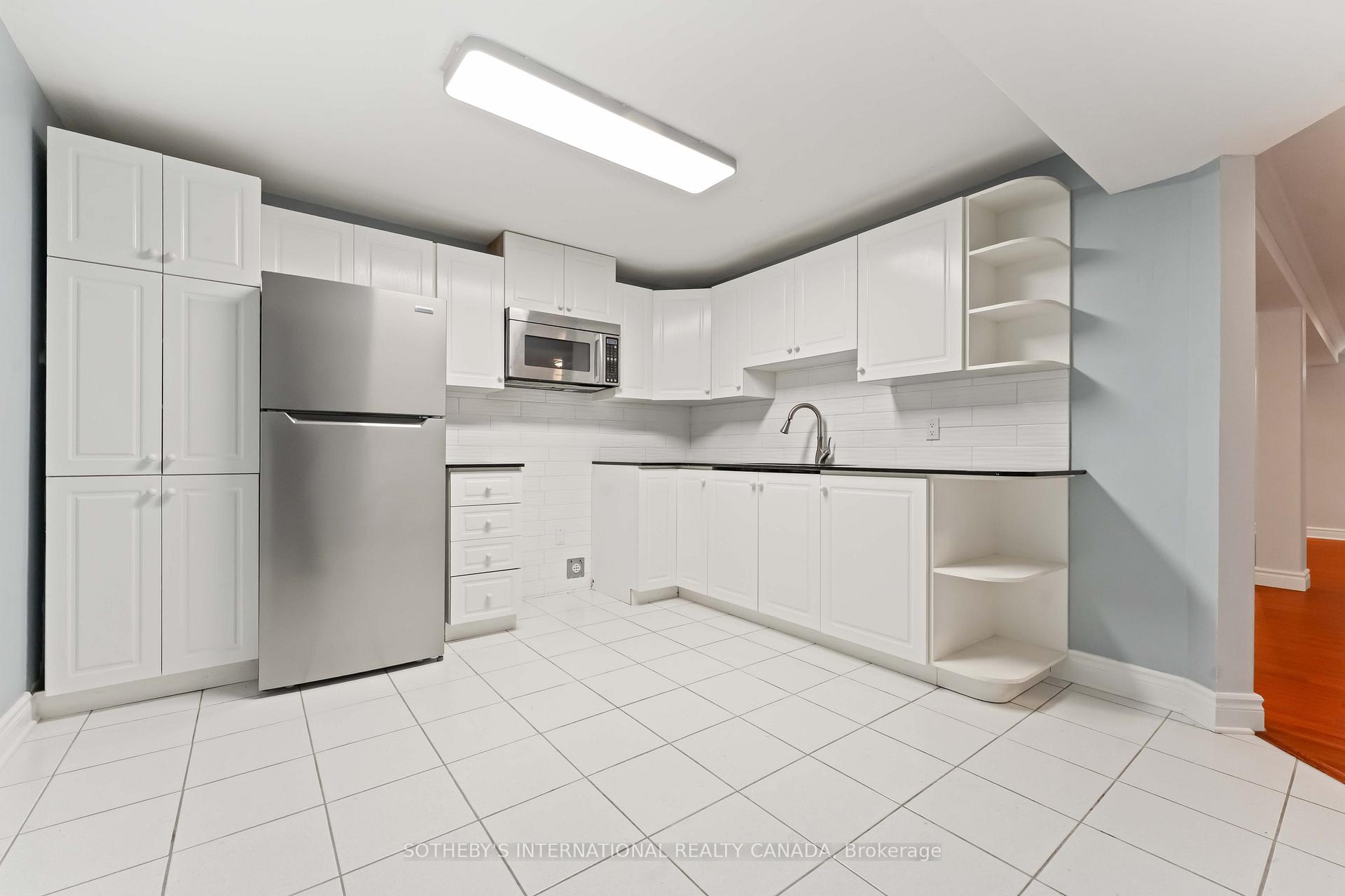 Photo 34 of 19 Campfield Court, Ottawa, Pineglen/Country Place — HOMEH
