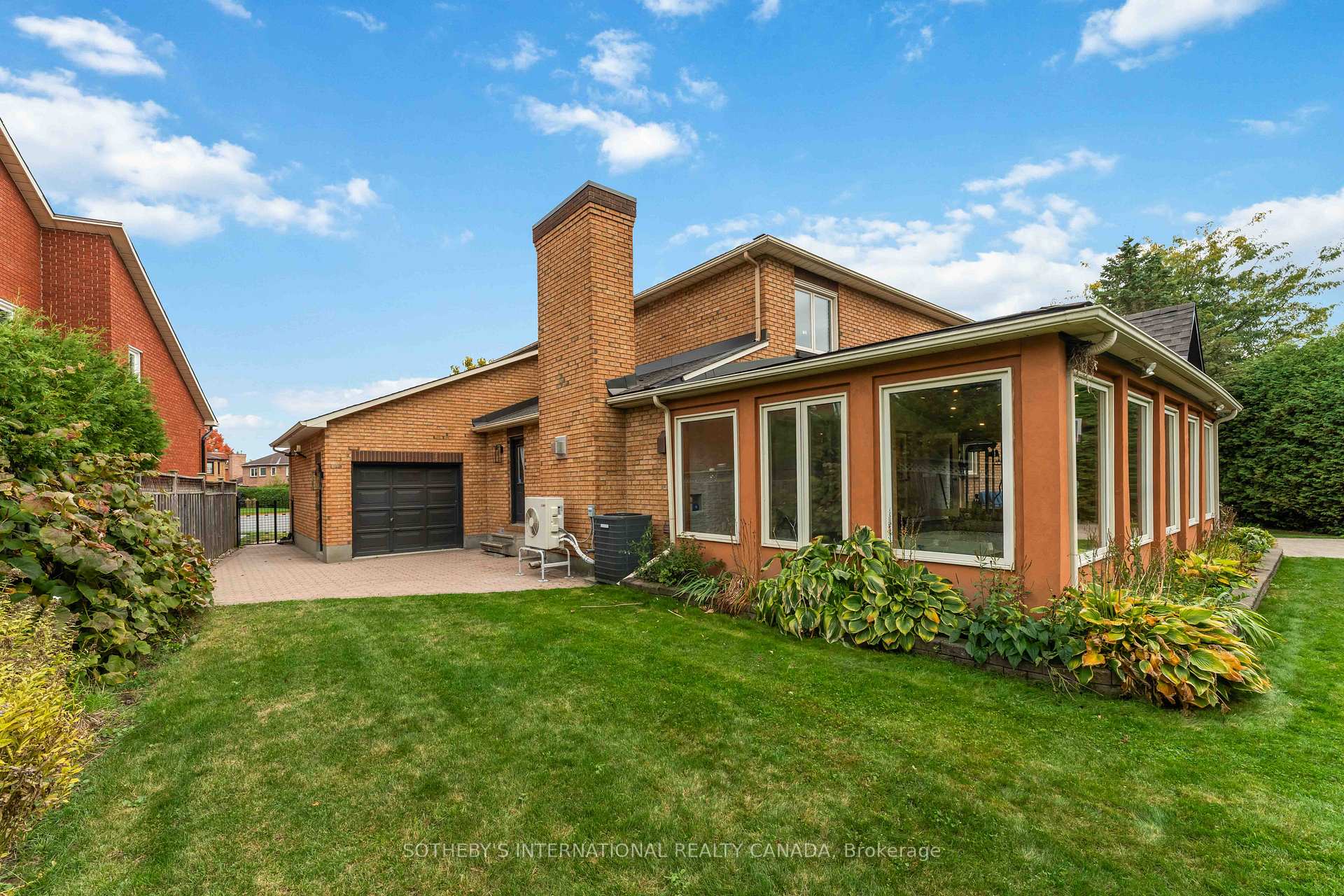 Photo 43 of 19 Campfield Court, Ottawa, Pineglen/Country Place — HOMEH