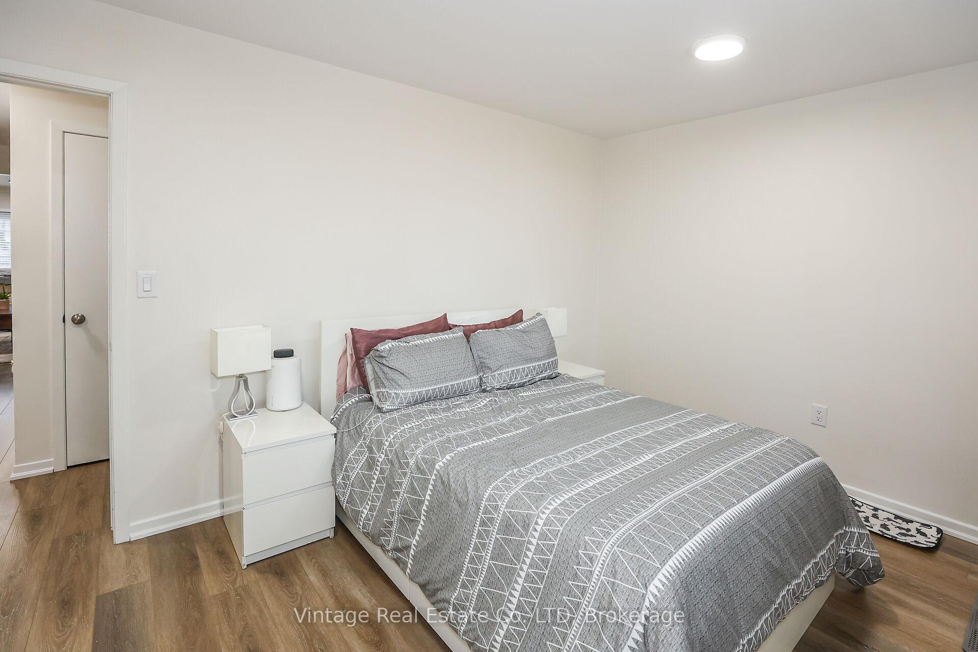 Photo 15 of 11 Trinidad Crescent, St. Catharines, Lakeshore — HOMEH