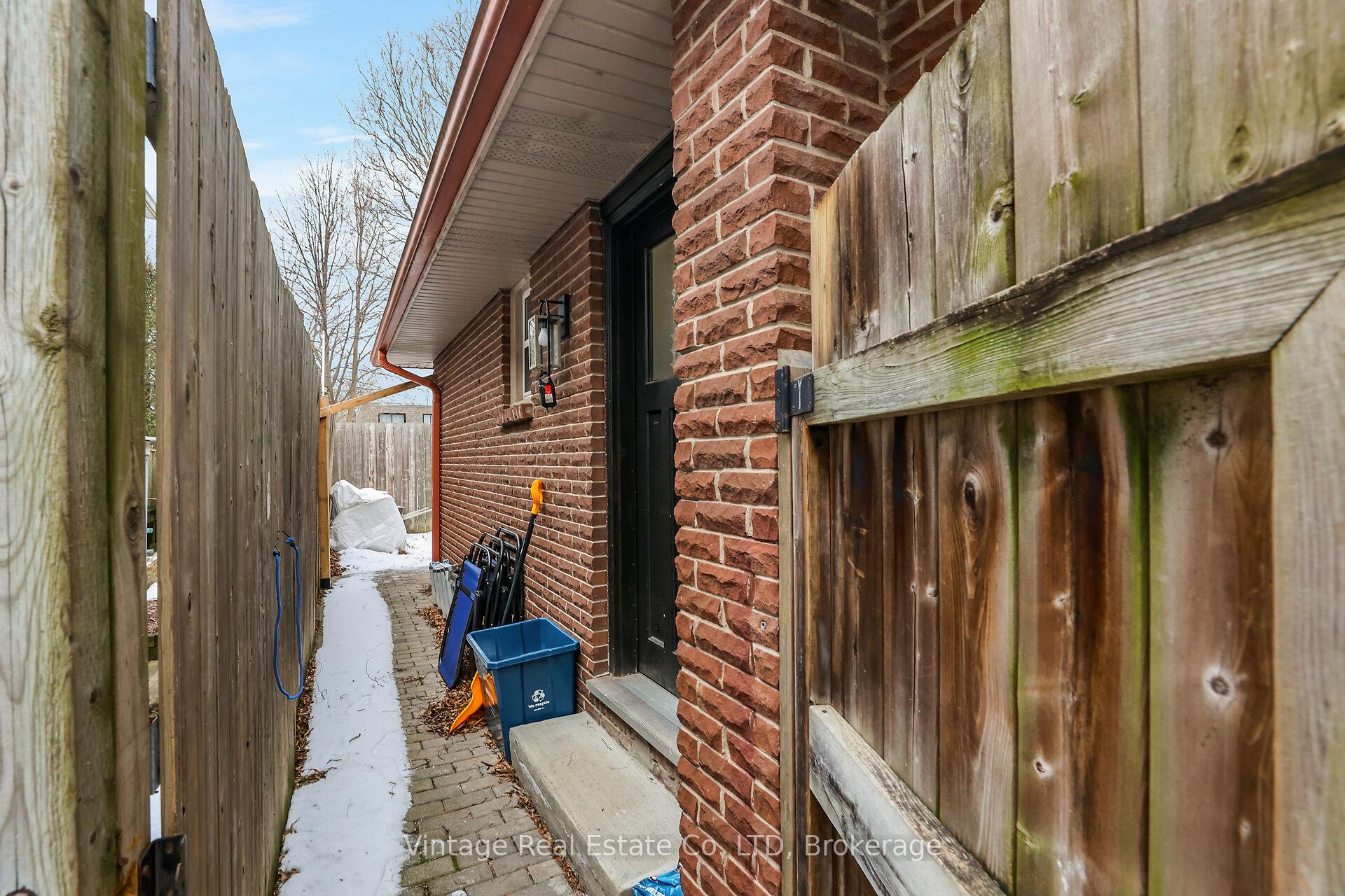 Photo 27 of 11 Trinidad Crescent, St. Catharines, Lakeshore — HOMEH
