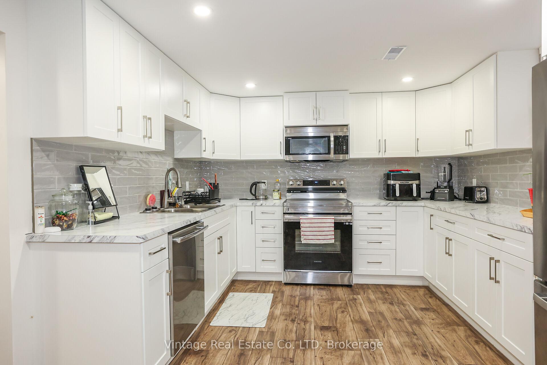 Photo 30 of 11 Trinidad Crescent, St. Catharines, Lakeshore — HOMEH