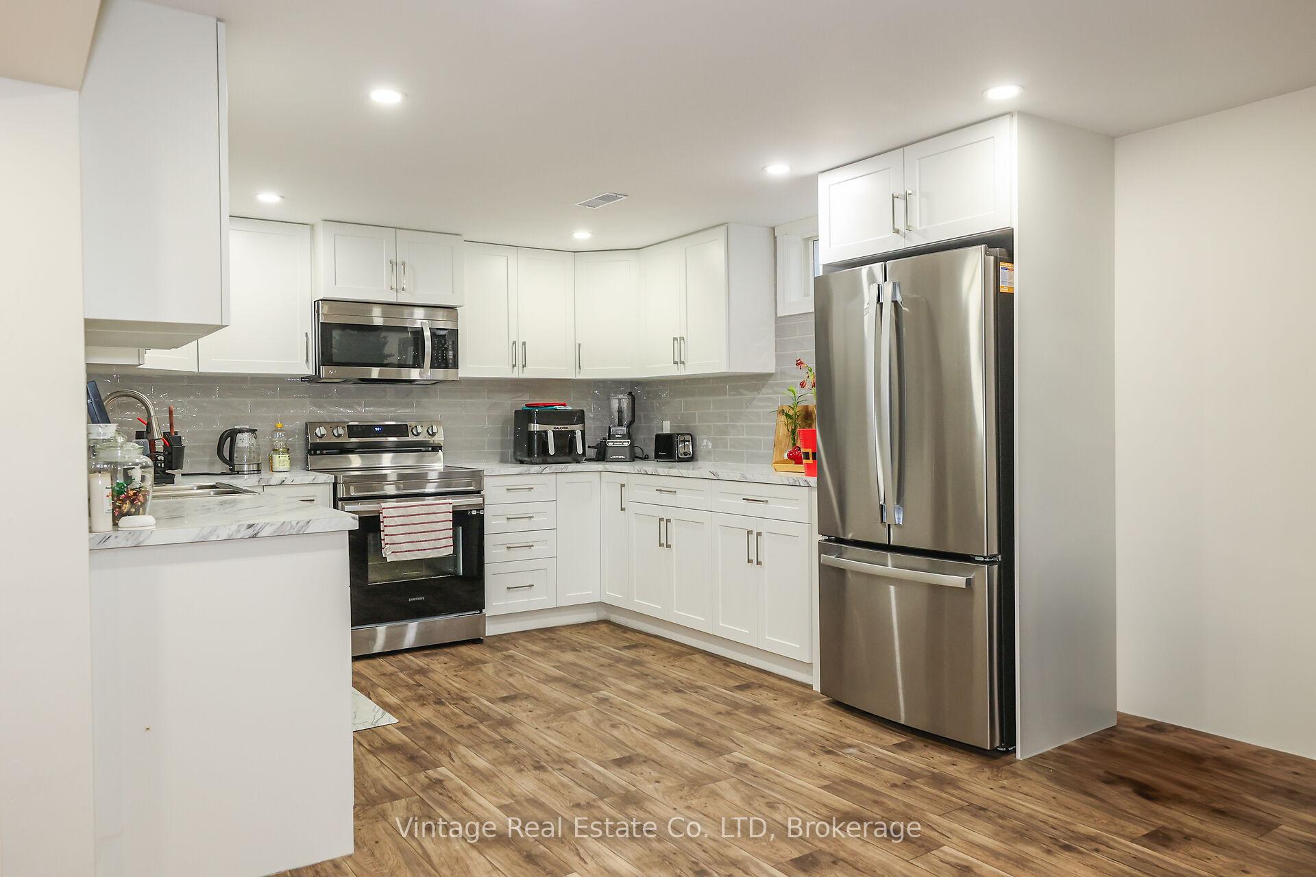 Photo 31 of 11 Trinidad Crescent, St. Catharines, Lakeshore — HOMEH