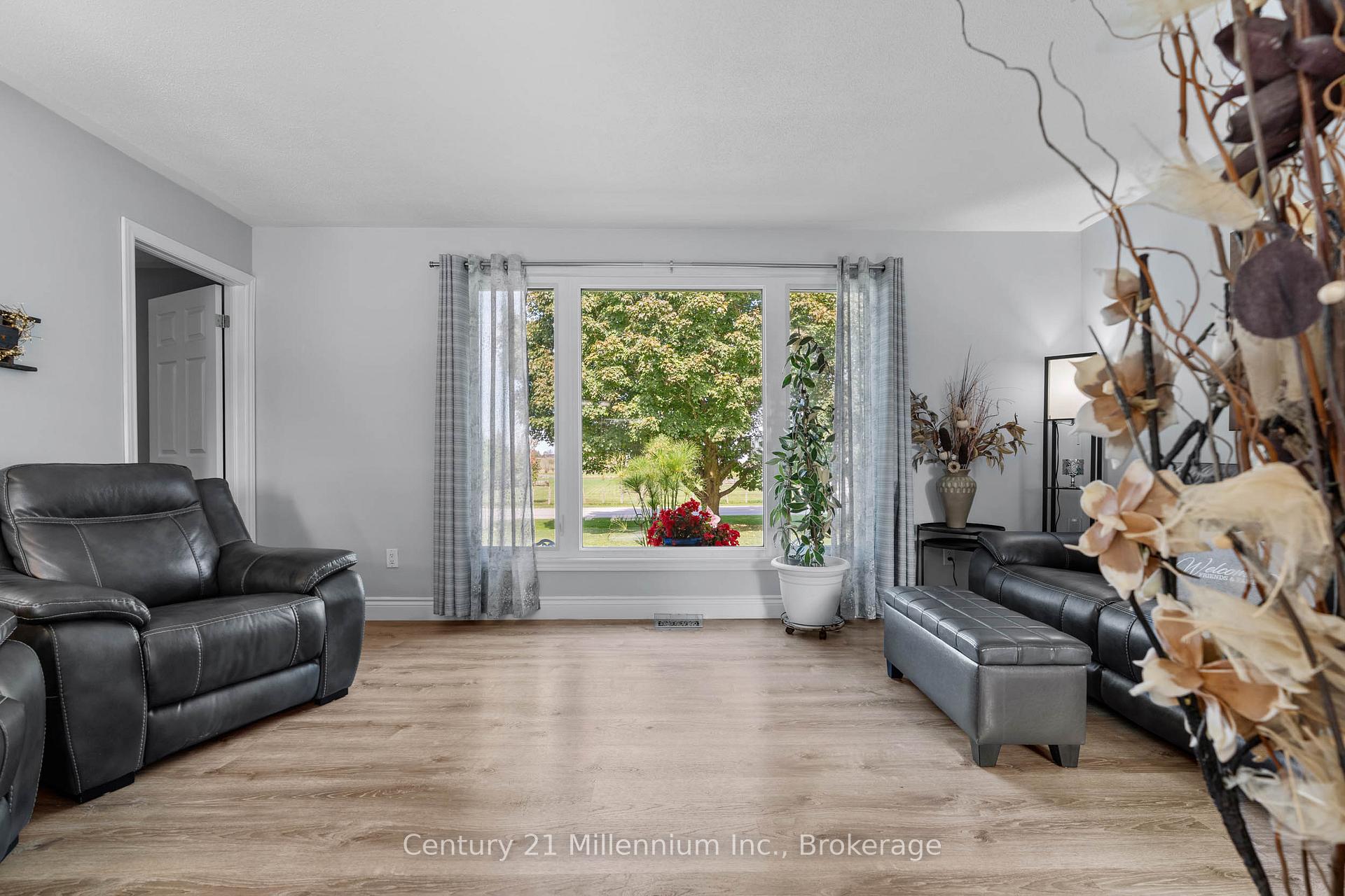 Photo 25 of 21532 Grey 16 Road, Chatsworth — HOMEH