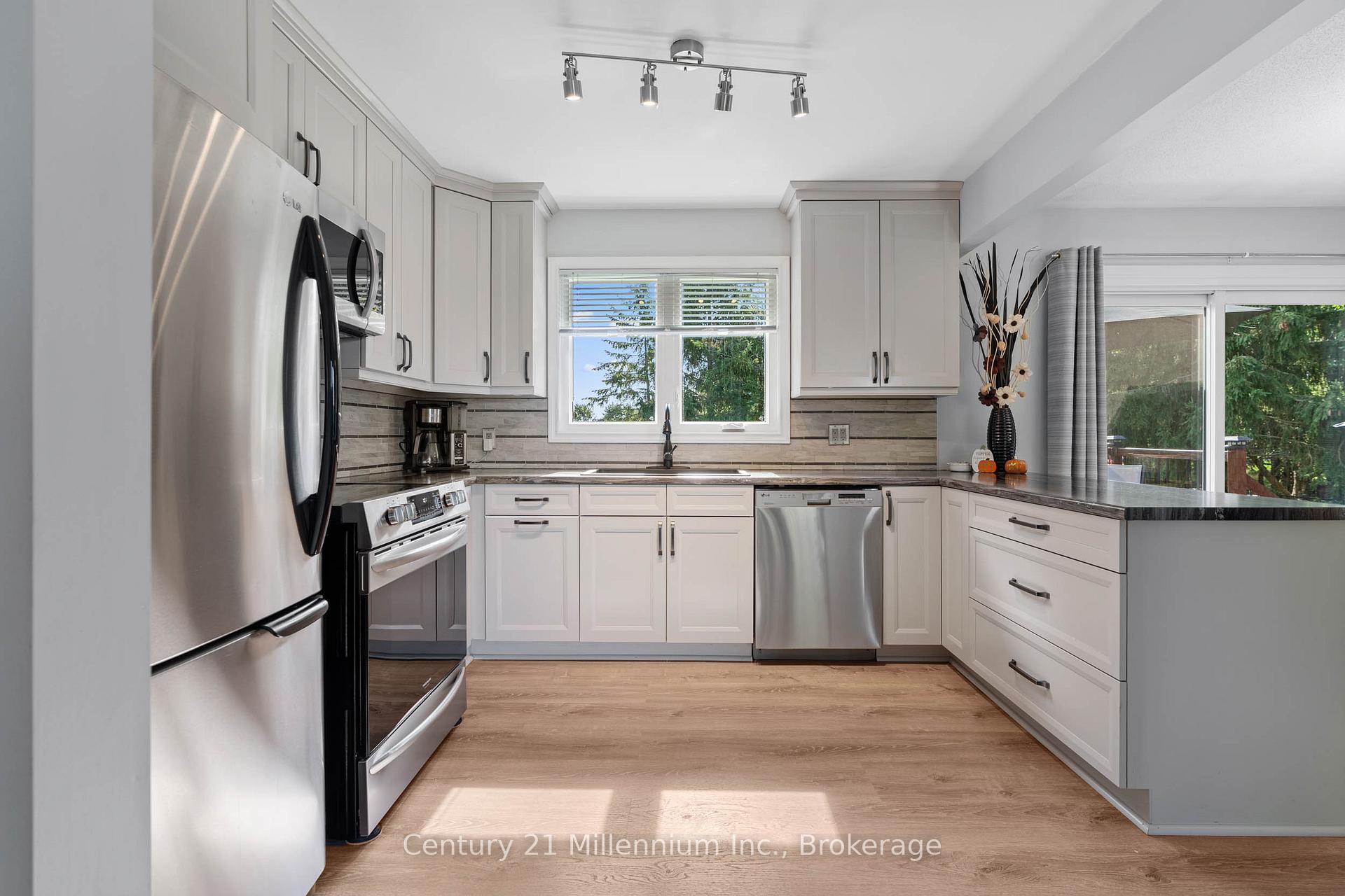 Photo 15 of 21532 Grey 16 Road, Chatsworth — HOMEH
