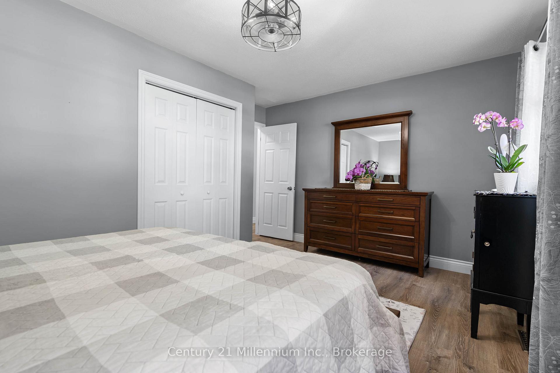 Photo 20 of 21532 Grey 16 Road, Chatsworth — HOMEH