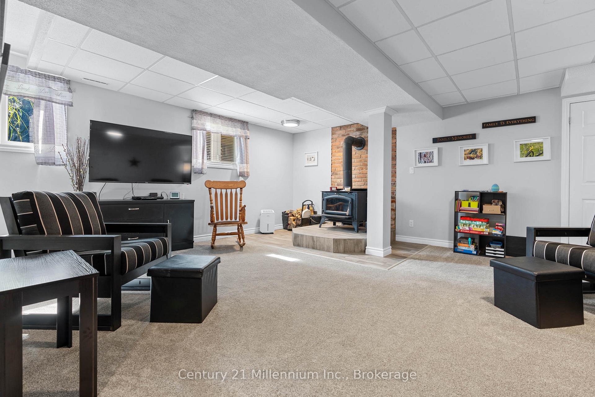 Photo 31 of 21532 Grey 16 Road, Chatsworth — HOMEH