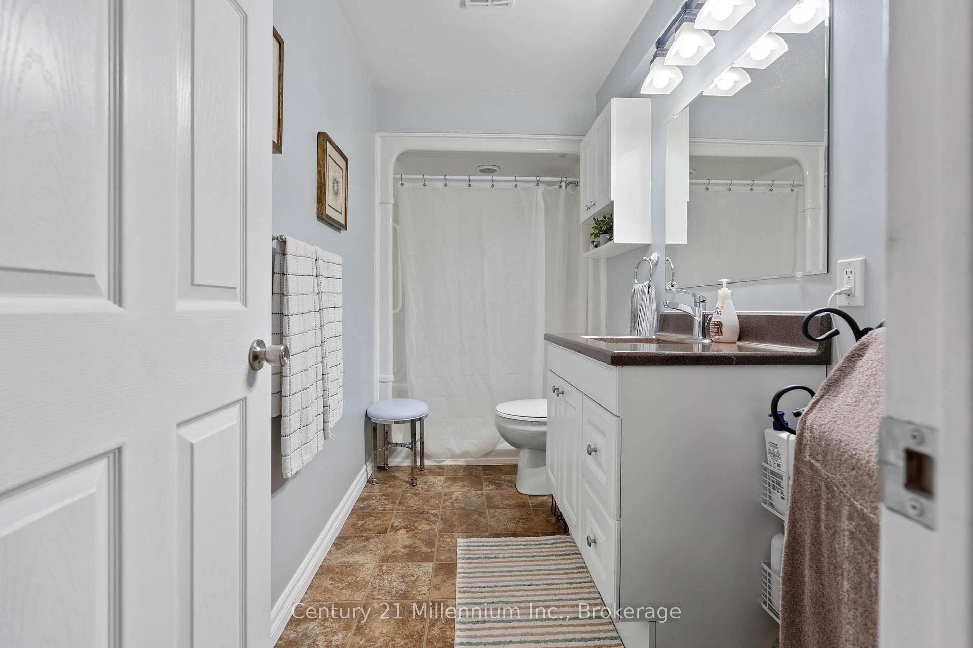 Photo 32 of 21532 Grey 16 Road, Chatsworth — HOMEH