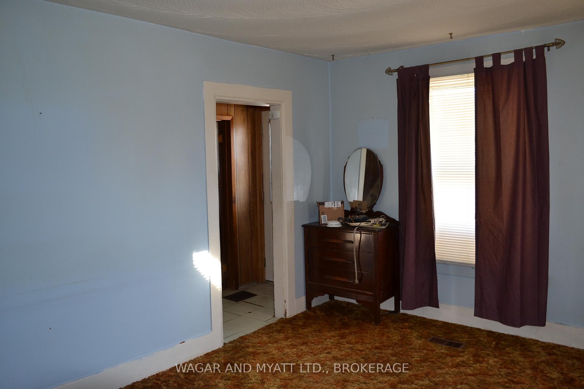 Photo 9 of 125 Centre Street, Deseronto, Deseronto (Town) — HOMEH