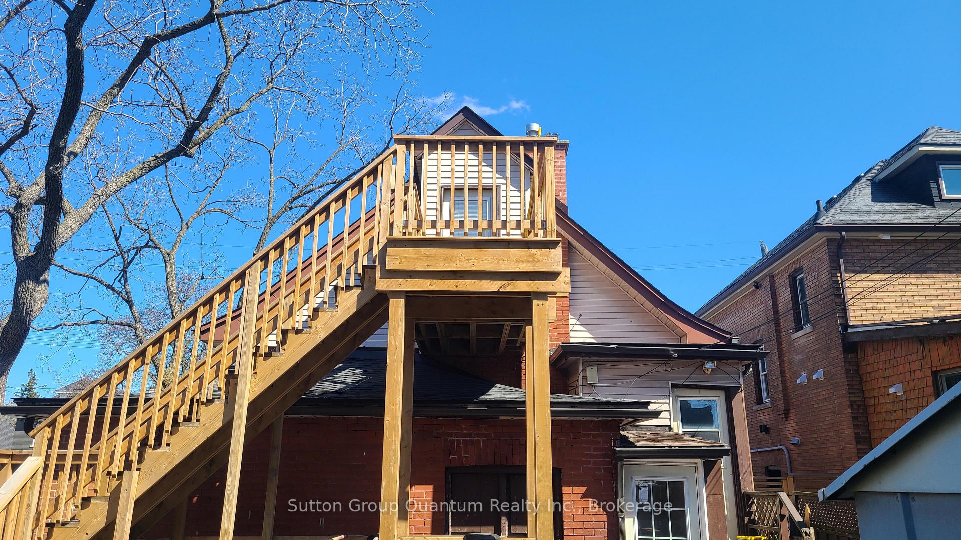 Photo 24 of 992 Montclair Avenue, Hamilton, Delta — HOMEH