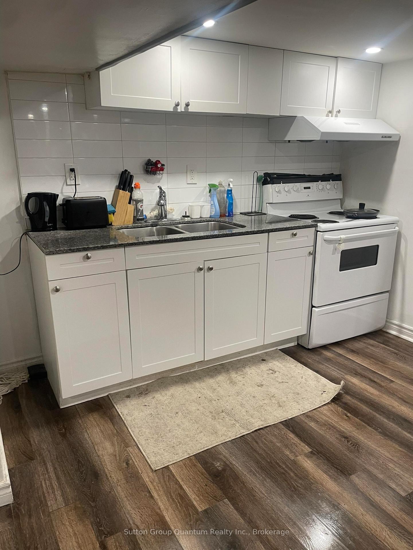 Photo 61 of 992 Montclair Avenue, Hamilton, Delta — HOMEH