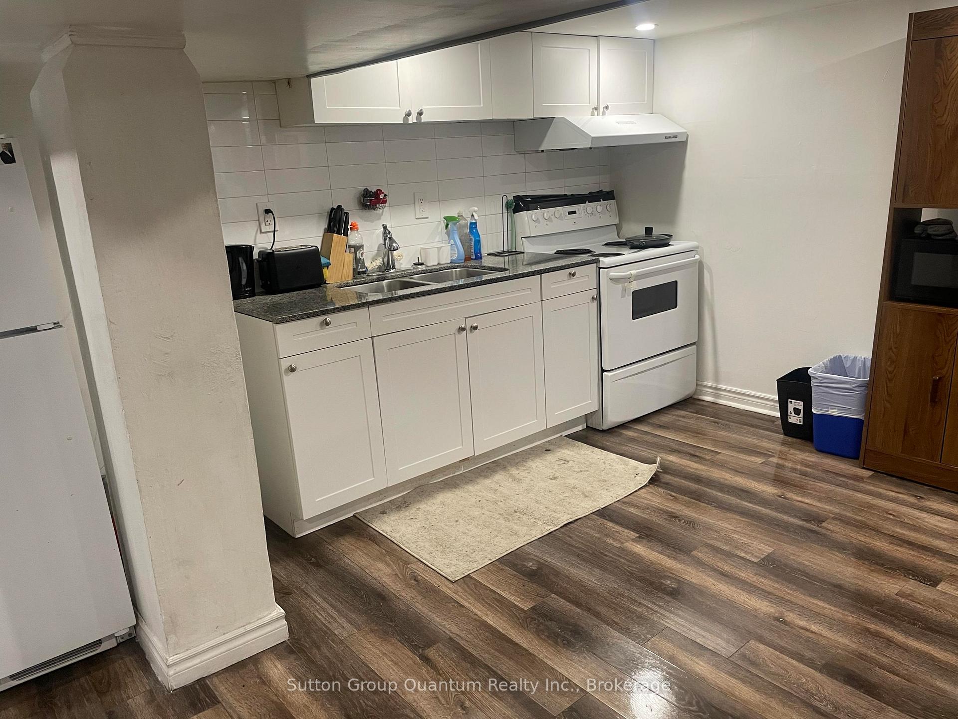 Photo 63 of 992 Montclair Avenue, Hamilton, Delta — HOMEH