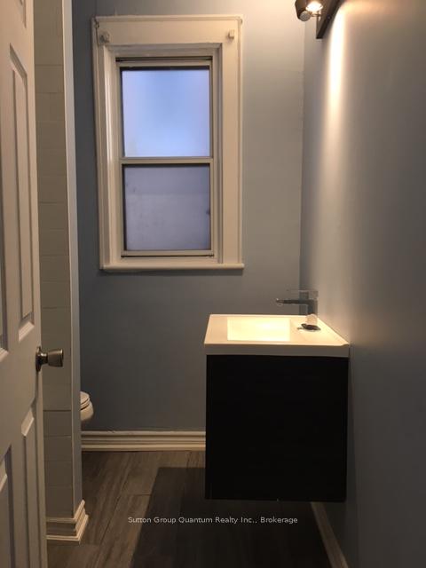 Photo 65 of 992 Montclair Avenue, Hamilton, Delta — HOMEH